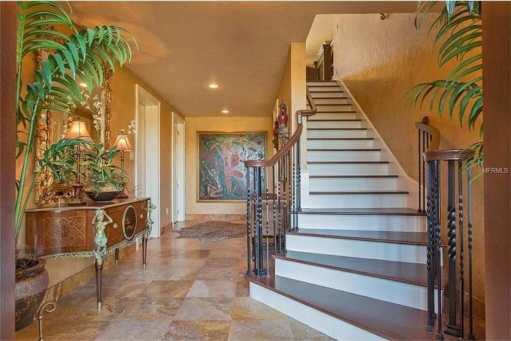 Large Mediterranean Oasis - Water Views & Pool Clearwater Beach Esterno foto